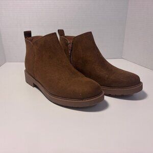 Esprit Women’s Brown Ankle Boots Size 8 Faux Suede Zip Side Lug Sole Casual Boot